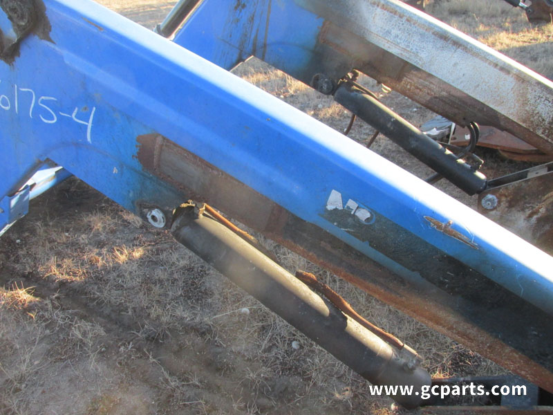 845TL NH LOADER ONLY